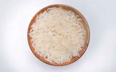 Jak długo gotować ryż parboiled, aby uzyskać idealną konsystencję?