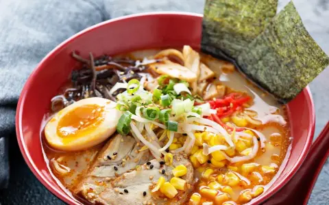 Jaki makaron do ramen - wybierz najlepsze opcje dla idealnego smaku