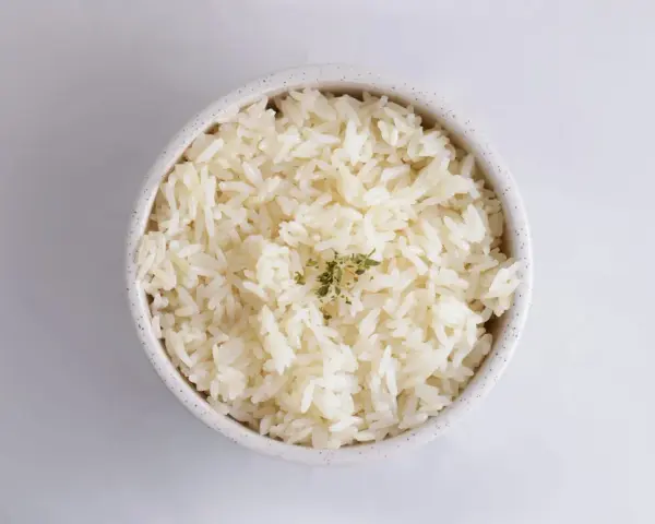 Jak podgrzać ryż, aby nie wysuszyć i zachować jego smak