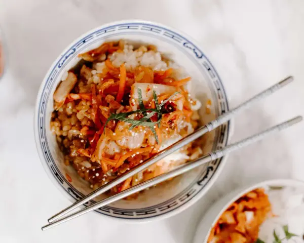 Jak zrobić kimchi w domu - prosty przepis na zdrową kiszonkę