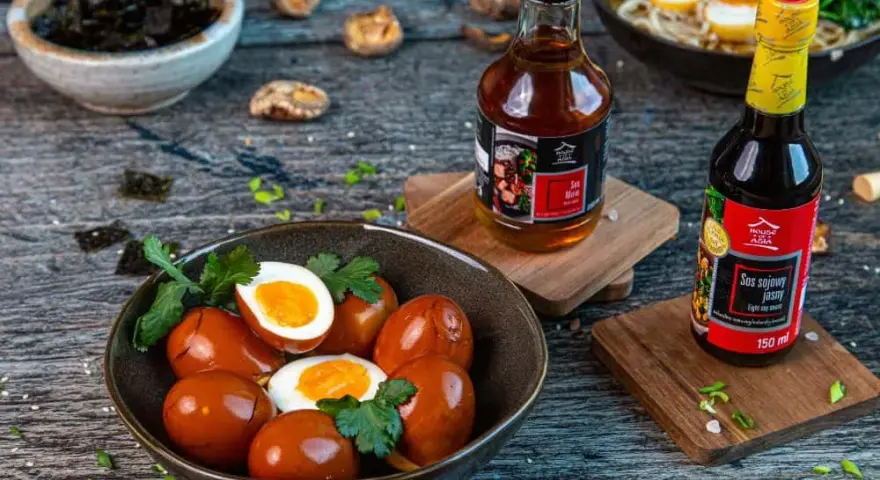Jak ugotować jajko do ramen, aby uzyskać idealne ajitsuke tamago